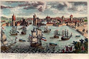 フランス、ラ・ロシェルの街と港の風景（シャラント海沿岸地域