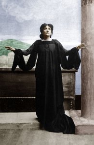 イタリアのオペラ歌手、エレオノーラ・ドゥーゼ（1858～1924）1890年代頃