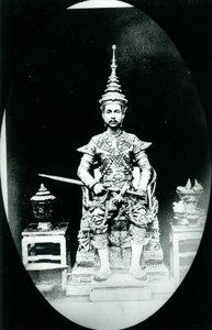 1880年頃のチュラロンコーン国王（モノクロ写真 作： Unknown photographer