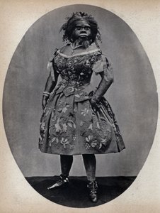 レ・モンスター、ラ・ファム・チエン写真、19世紀後半、パリColl.セルバ。 作： Unknown photographer