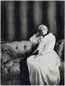 ベルト・モリゾの肖像、1893年頃（モノクロ写真 作： Unknown photographer