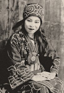 海賊チン・シーの肖像（写真 作： Unknown photographer