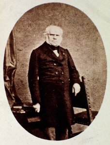 フランソワ・ジョセフ（Francois-Joseph）フェティス（1794-1871）ベルギーの音楽学者、作曲家、批評家、教師の肖像 写真。19世紀ボローニャ、civico museo musico 作： Unknown photographer