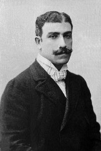フランスの俳優、ルシアン・ジェルマン・ギトリ（1860-1925）の肖像。 作： Unknown photographer