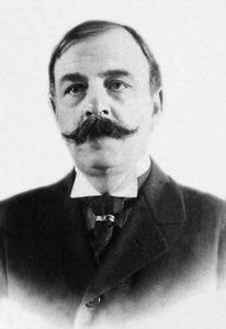 フランスの作家小説家、オクターブ・ミルボー（1848-1917）の肖像。 作： Unknown photographer