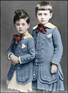 1877年、ロベールとマルセル・プルーストの子供たち。 作： Unknown photographer