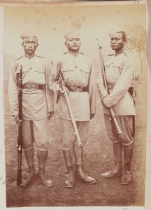 第4グルカ（ライフル）連隊の3人の兵士 作： Unknown photographer