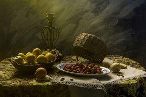 暗い静物画　果物 作： 