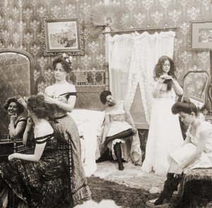 「ボールのドレッシング」、1900年頃（セピア写真）（473245も参照） 作： Vermont, USA H.C. White Company