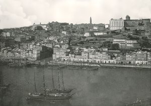 ポルトガル、ポルト市のパノラマ、1895年。 作： W and S Ltd
