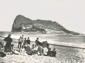 海からの岩の眺め、ジブラルタル、1895年。 作： W and S Ltd