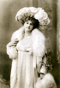 マリー・スタッドホルム 1875～1930年、英国の女優、1900年代。 作： WandD Downey