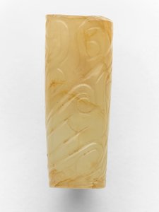 紀元前800～700年頃の環状のビーズ（翡翠 作： Western Zhou Dynasty Chinese School
