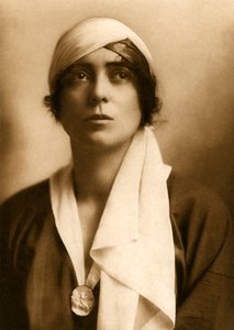 レディ・コンスタンス・スチュワート・リチャードソン、1913年頃
