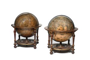 図書館の地球儀の大きなペア、地上の1645-48、1630年以降の天体（石膏、木、刻まれた紙） 作： Willem Blaeu