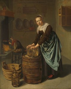 船を洗っている女性