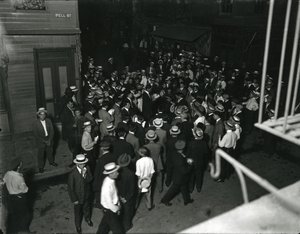 1916年8月6日、ペルストリートの伝道者委員会