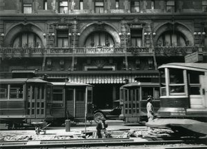 ホテルアスター、1910-21年頃 作： William Davis Hassler
