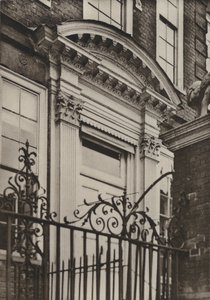 チチェスター、ノース・パラントのドアウェイ（モノクロ写真 作： William Galsworthy Davie