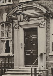 ウィンチェスター、サウスゲート・ストリートのドアウェイ（モノクロ写真 作： William Galsworthy Davie
