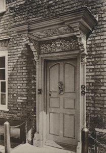 サセックス州ライ市ウェスト・ストリートのドアウェイ（モノクロ写真 作： William Galsworthy Davie