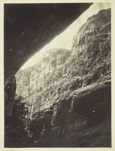 カナブ・ウォッシュのカノン、コロラド川、南を望む、1872年。 作： William H. Bell