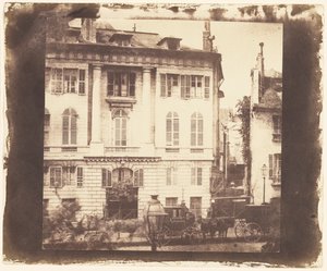 パリのタウンハウス 作： William Henry Fox Talbot
