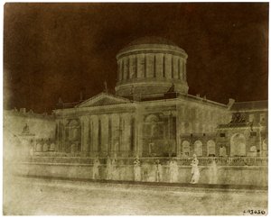 The Four Courts、ダブリン (ペーパー ネガ カメラ) 作： William Henry Fox Talbot