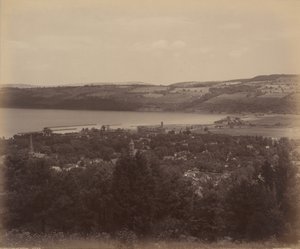 セネカ湖とワトキンス,c.1895年（写真） 作： ウィリアム・ハーマン・ラウ