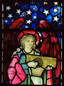 エンゼルミュージシャン、1881年（ステンドグラス） 作： William Morris