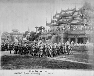 王の宮殿での神の奉仕、マンダレー、1885年。 作： Willoughby Wallace Hooper
