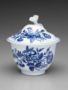 カバードシュガーボウル 1760年～1780年頃（軟磁性磁器 作： Worcester Porcelain Manufactory
