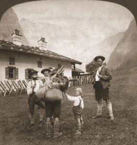バイエルンの登山家、ドイツ、1898年。 作： Works and Sun Sculpture Studios