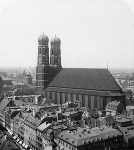 フラウエン教会、ミュンヘン、ドイツ、c1900。 作： Wurthle and Sons