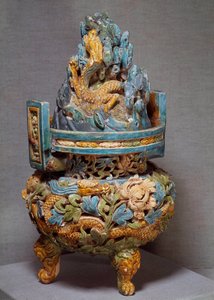 中国美術：テラコッタのバーナー・パフューム。元朝時代。1271-1368. 作： Yuan Dynasty Chinese School