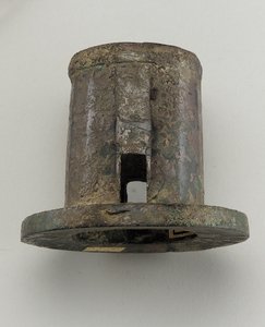 チャリオットフィッティング：アクスルキャップ（ブロンズ 作： Zhou Dynasty Chinese School