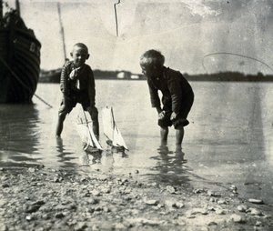 浜辺の風景、二人の少年の肖像、1900年頃～1905年頃