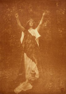 花瓶を持つ女性、1906年頃