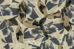 幾何学模様の葉のレイヤー 作： 