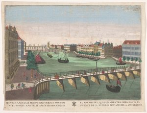 アムステルダムの Blauwbrug と Hogesluis の間の Binnen-Amstel の眺め El rio Amstel, que por adentro mirahacia el puente de la represa de l