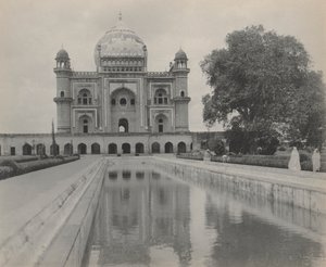 Safdarjung 墓、デリー 作： studio of A. W. A. Plâté Studio (Ceylonese)