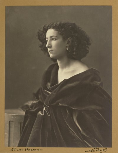ナダールによる1864年のサラ・ベルナールの肖像 作： Nadar