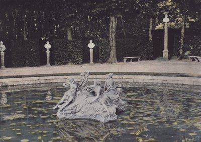 天女の盆地（カラー写真 作： (after) French Photographer