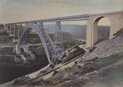 ガラビットの高架橋（カラー写真 作： (after) French Photographer