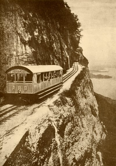 「アルトリギ鉄道で」、1930年。 作： A.G Werthi