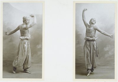 ニコライ・リムスキー＝コルサコフ（1844-1908）作「シェヘラザード」より "黒い奴隷 "を演じるヴァスラフ・フォミッチ・ニジンスキー（1889-1950）の肖像（モノクロ写真） 作： A. Bert