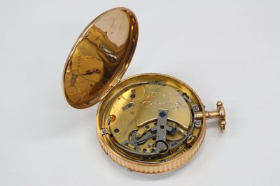 Perpetuelle時計の裏返し、1783（ゴールドケース） 作： Abraham Louis Breguet