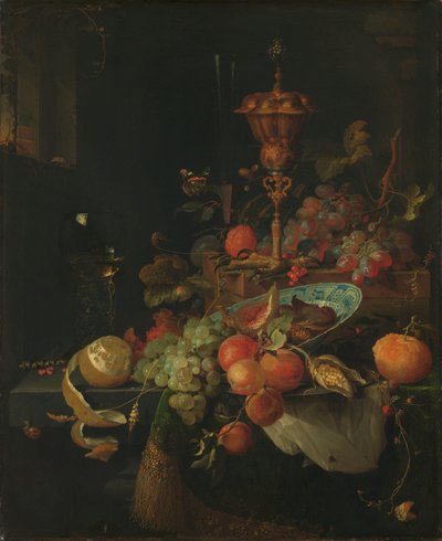 雄鶏の足に果物とビーカーのある静物 作： Abraham Mignon
