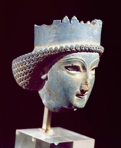 紀元前5〜4世紀のペルセポリス出身の王子の頭（ラピスラズリ） 作： Achaemenid