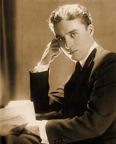 チャーリー・チャップリンの肖像 作： Adolf de Meyer